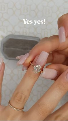 Get Your Nails Ready For Propose Day!