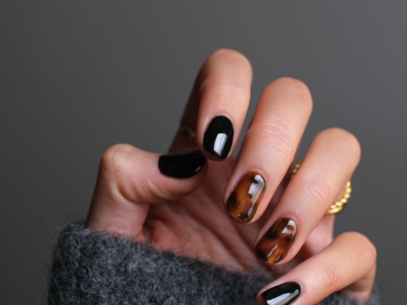 Nails service